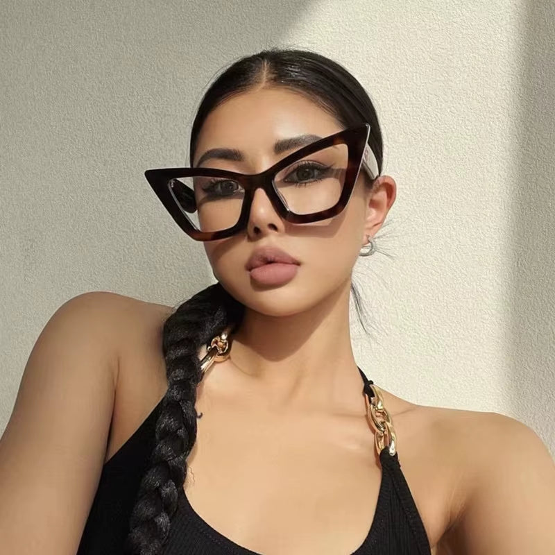 Fashion Cat Eye Designer Oversized Frame UV Sunglasses for Women & Men