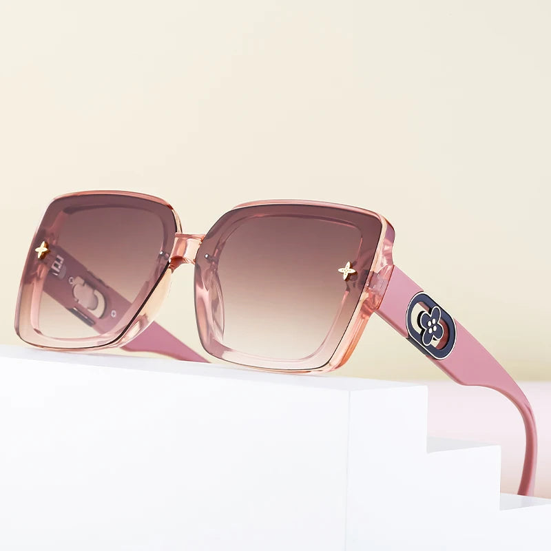 Designer Personality Square PC Frame UV400 Protection Sunglasses for Women