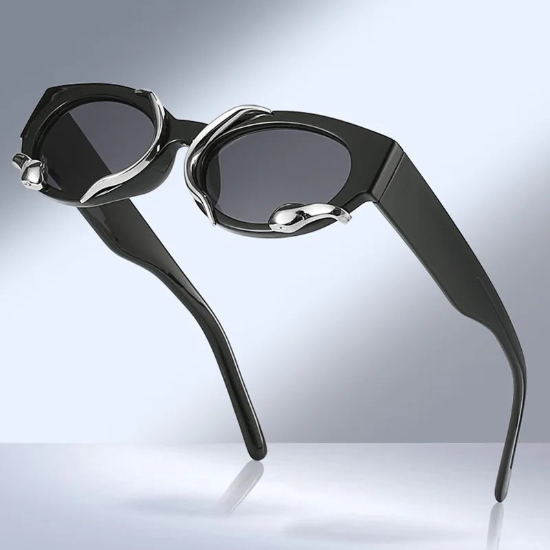Designer Personality Snake UV400 Protection Sunglasses for Women 
