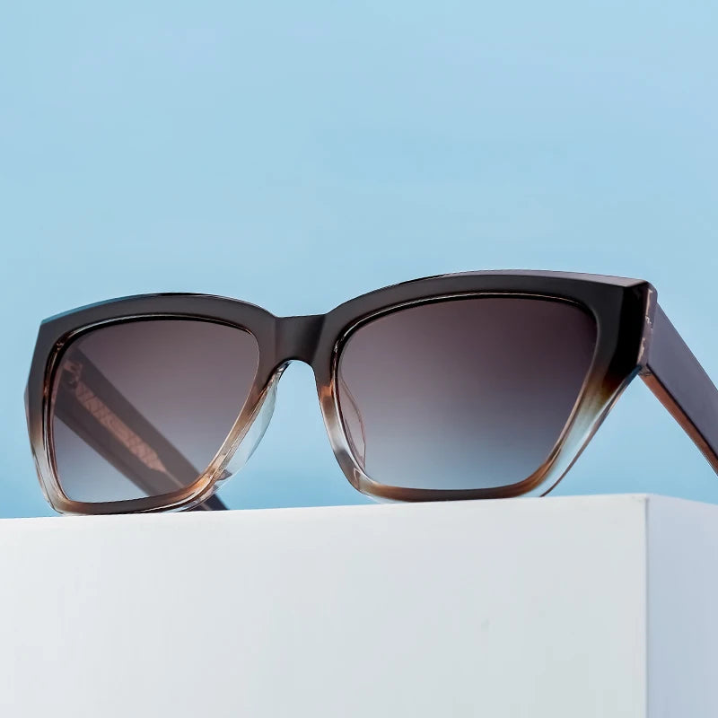 Fashion Cat Eye CP Designer Custom Logo UV400 Sunglasses for Women & Men