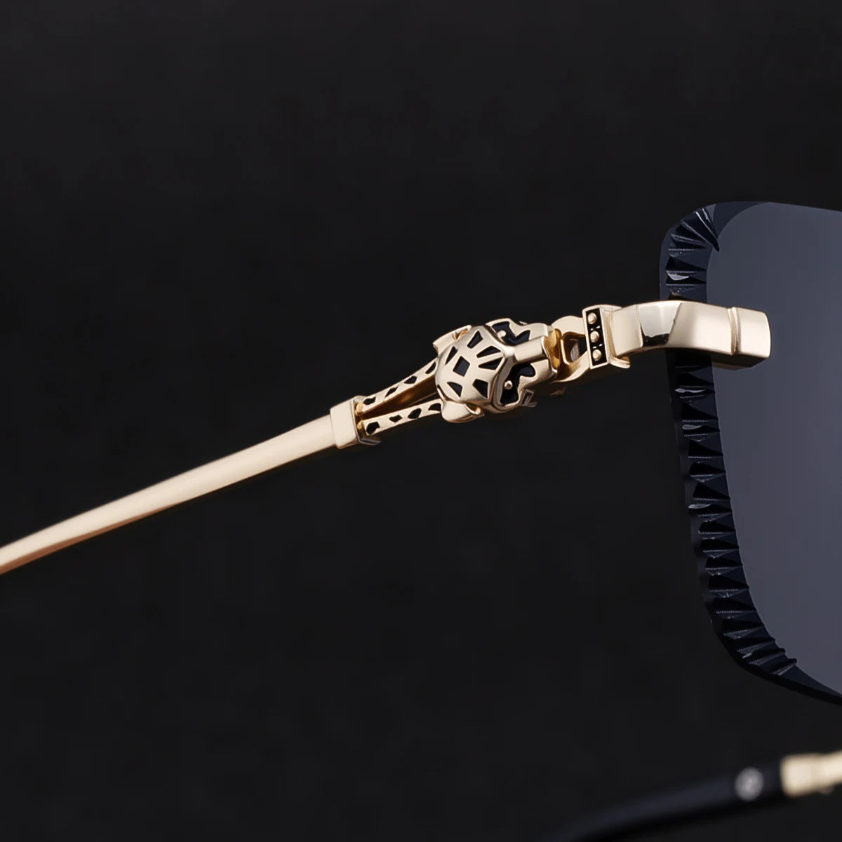 Designer Rimless Diamond Cut Lens Leopard Head UV400 Sunglasses for Men 