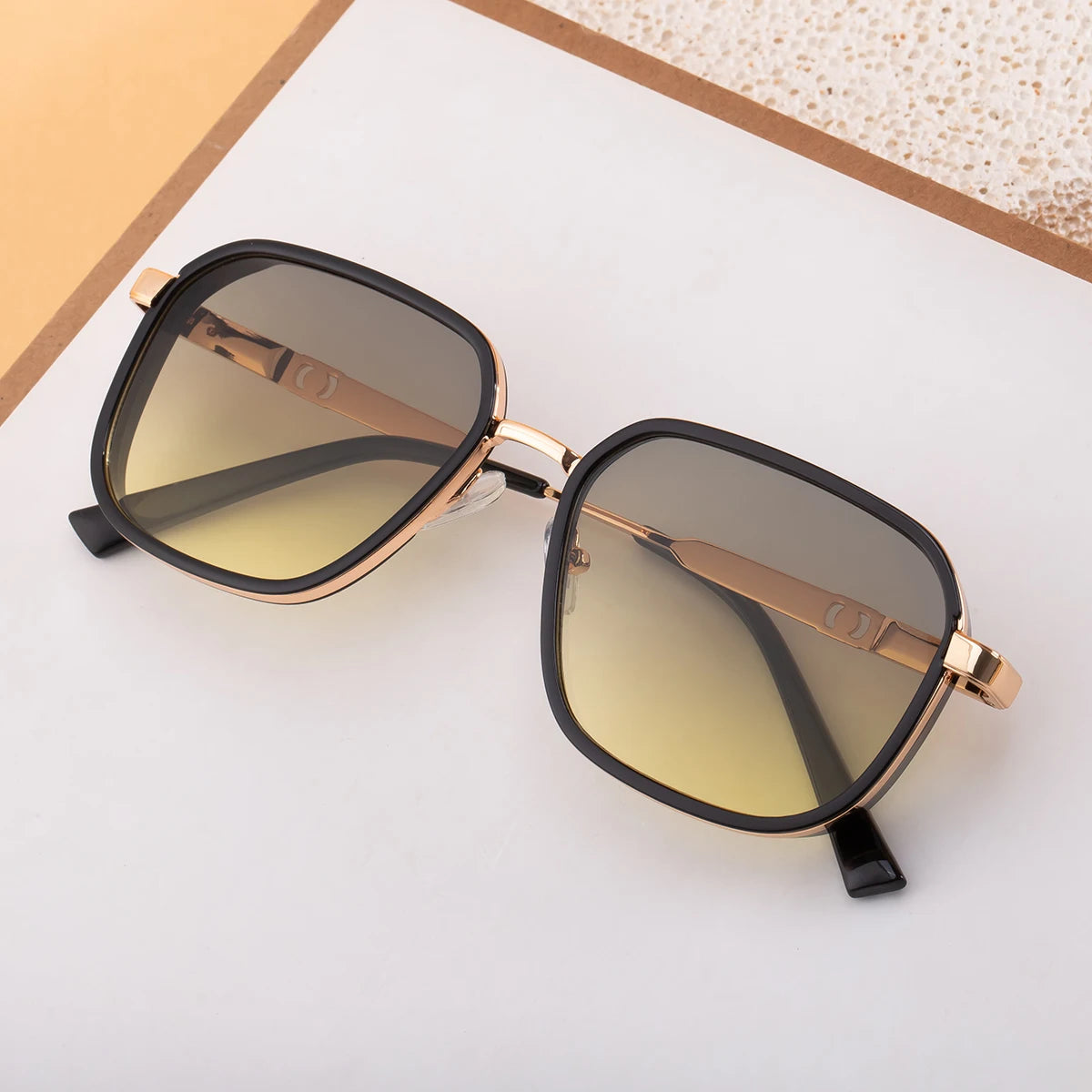  Designer Square Metal Spring Hinge UV400 Protection Sunglasses for Men
