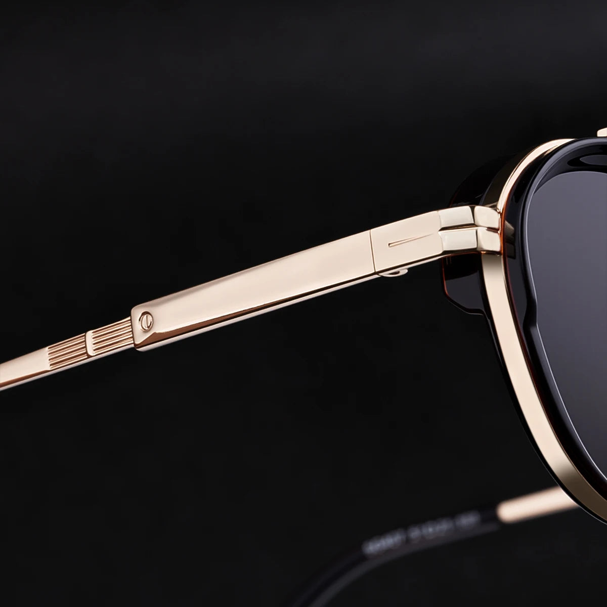 Designer Punk Style Oval Metal Double Bridge UV400 Sunglasses for Men