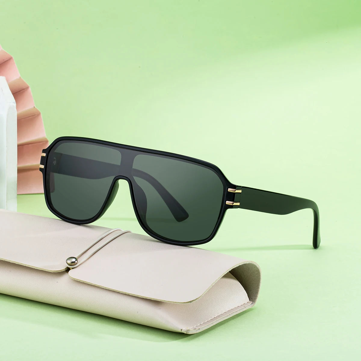 Designer One Piece Lens Square Frame UV400 Sunglasses for Women