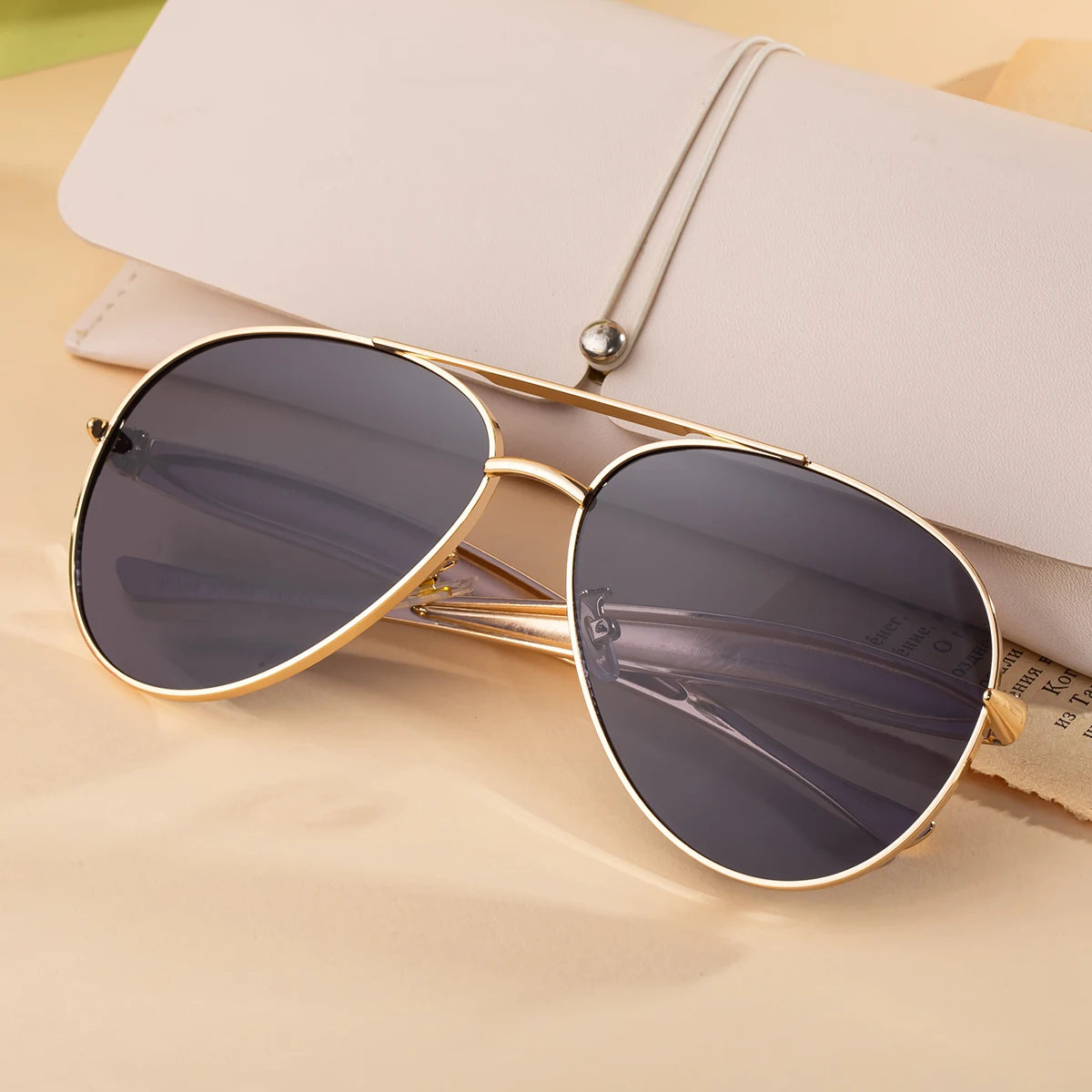 Designer Metal Double Bridge Aviation UV400 Sunglasses for Women 