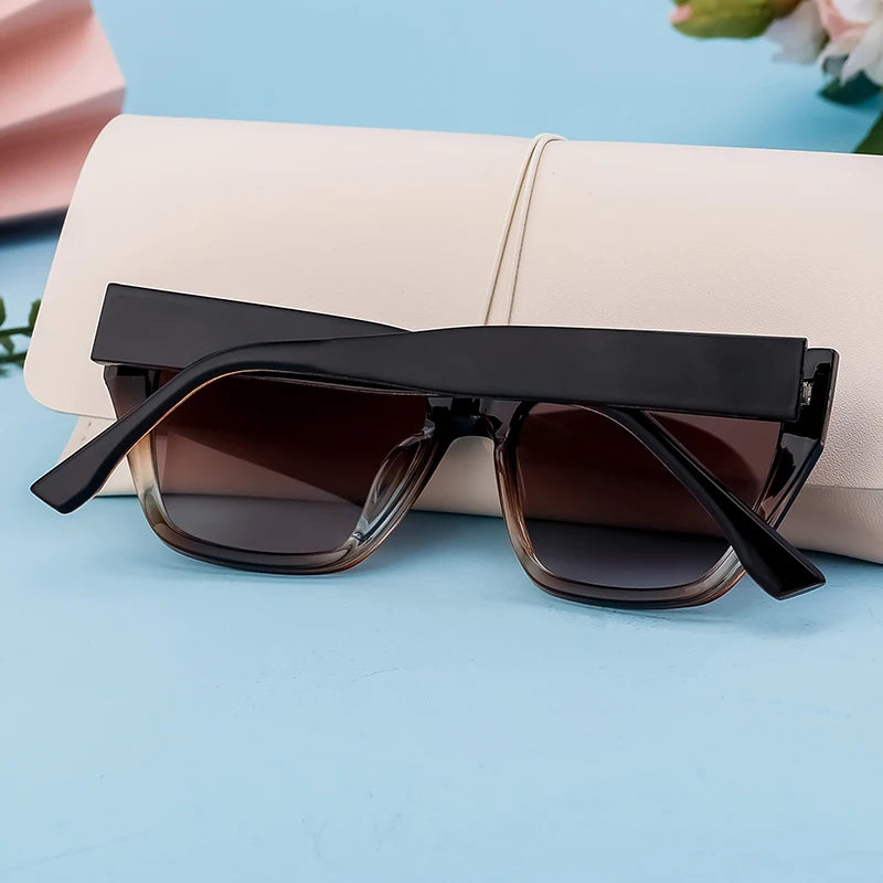 Fashion Cat Eye CP Designer Custom Logo UV400 Sunglasses for Women & Men