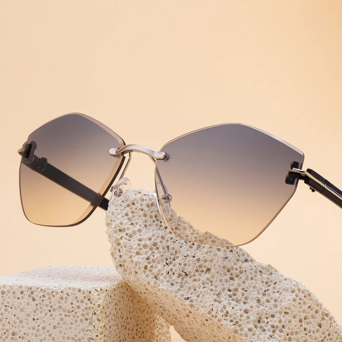 Designer Cat Eye Rimless Diamond Cut Lens UV400 Sunglasses for Women