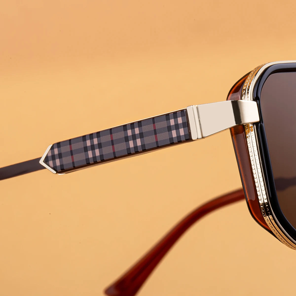 Designer Metal Square Frame UV400 Protection Sunglasses for Men 