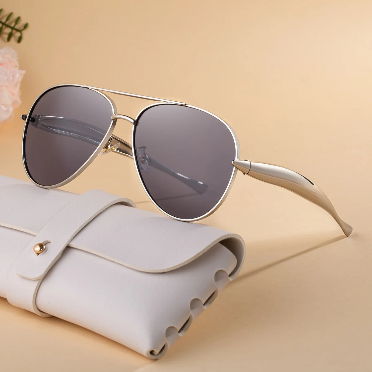 Designer Metal Double Bridge Aviation UV400 Sunglasses for Women 