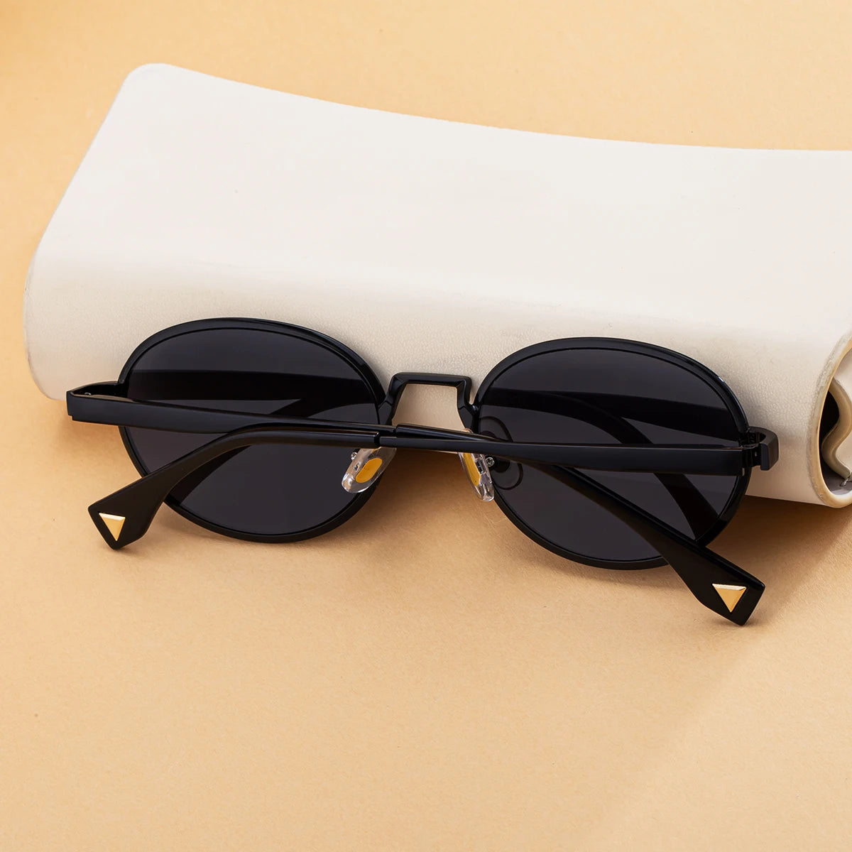 Designer Oval Metal Frame UV400 Protection Sunglasses for Women 