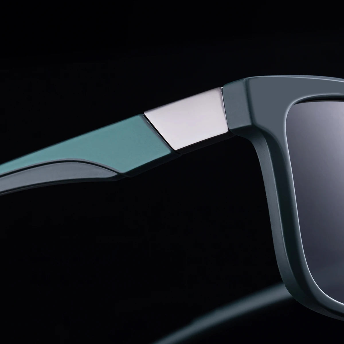 Fashion Personality Square PC Frame TAC Lens Polarized UV400 Protection Sunglasses for Men 