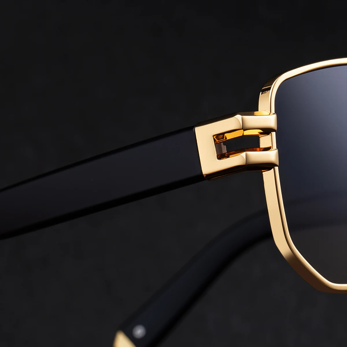 Designer Square Metal Frame Double Bridge UV400 Protection Sunglasses for Men
