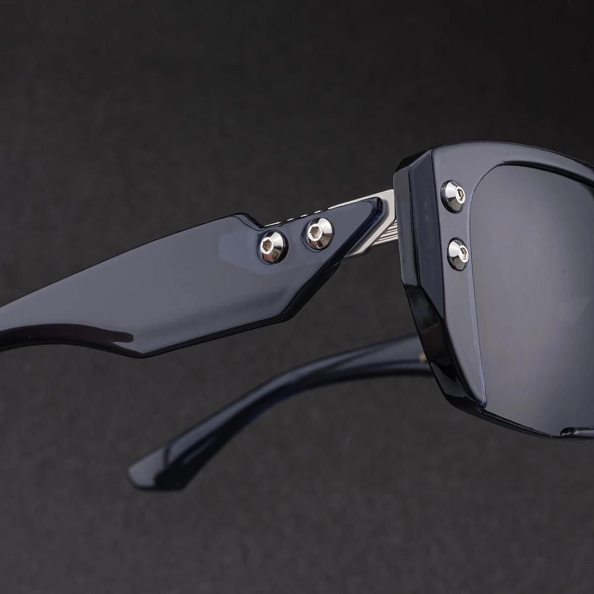 Designer Square Frame Punk Style Polarized UV400 Sunglasses for Men