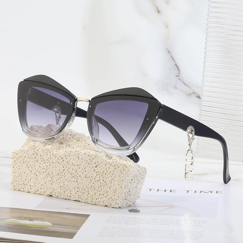 Designer Cat Eye with Chain UV400 Sunglasses for Women 