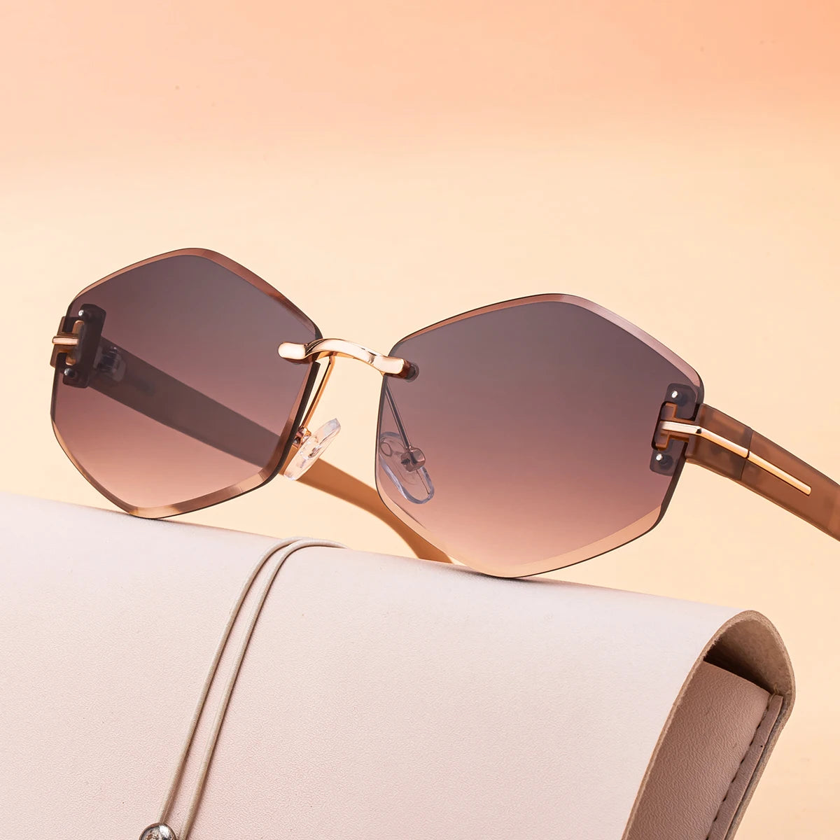 Designer Rimless Polygonal Shaped UV400 Sunglasses for Women