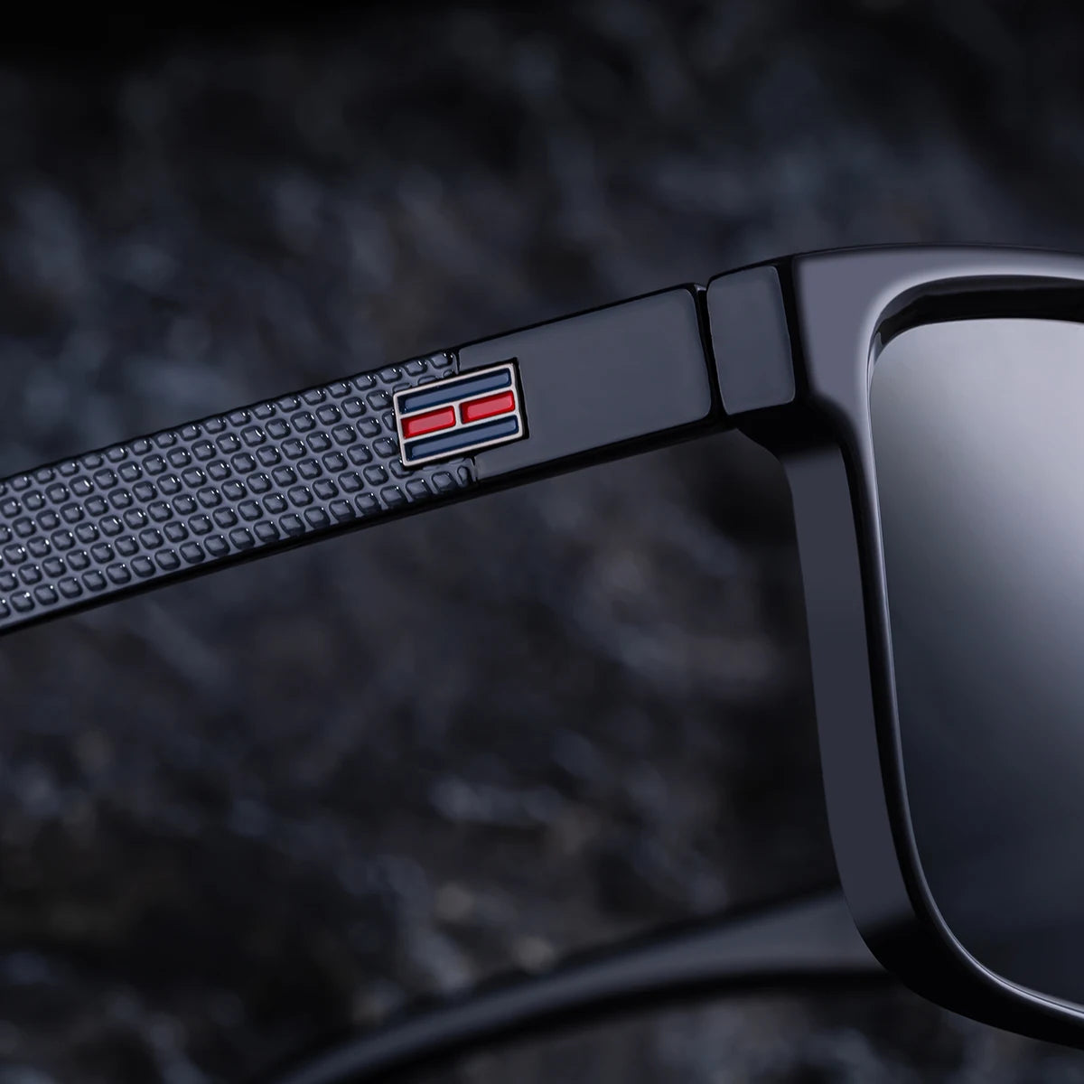 Fashion Square Frame TAC Lens Polarized Driving UV400 Sunglasses for Men