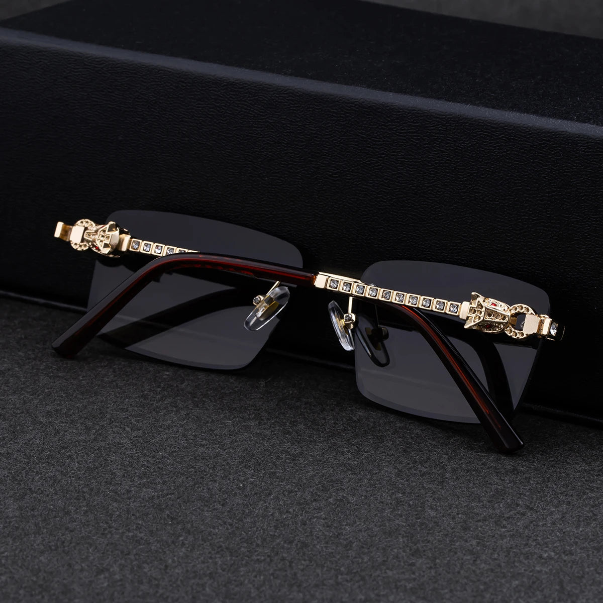 Designer Rimless Rectangle Leopard Head with Rhinestone UV400 Sunglasses for Men