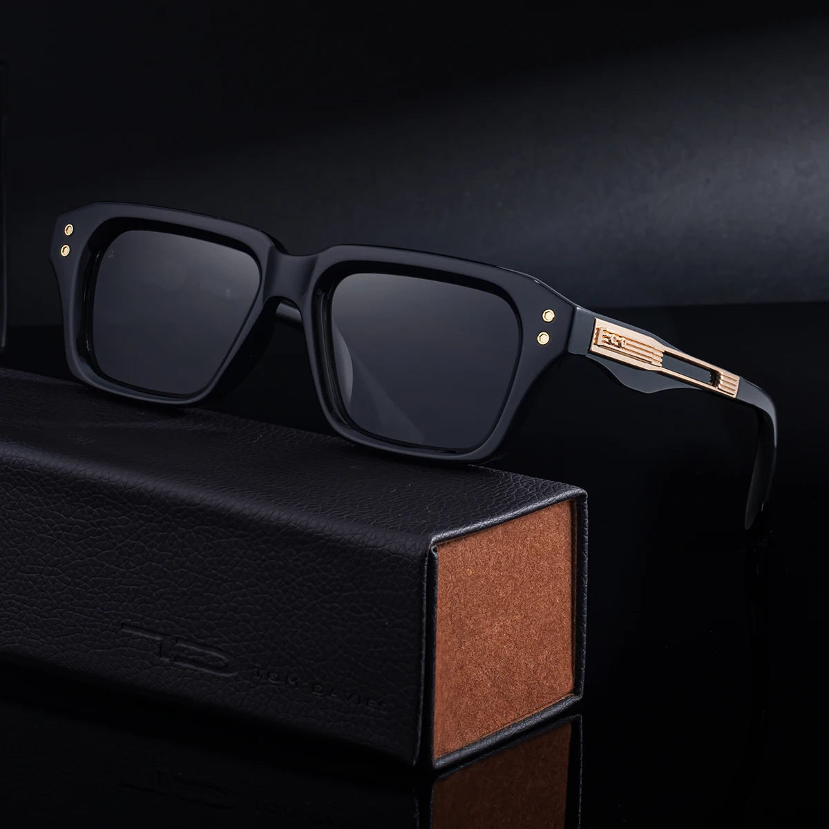  Designer Square PC Frame UV400 Protection Sunglasses for Men