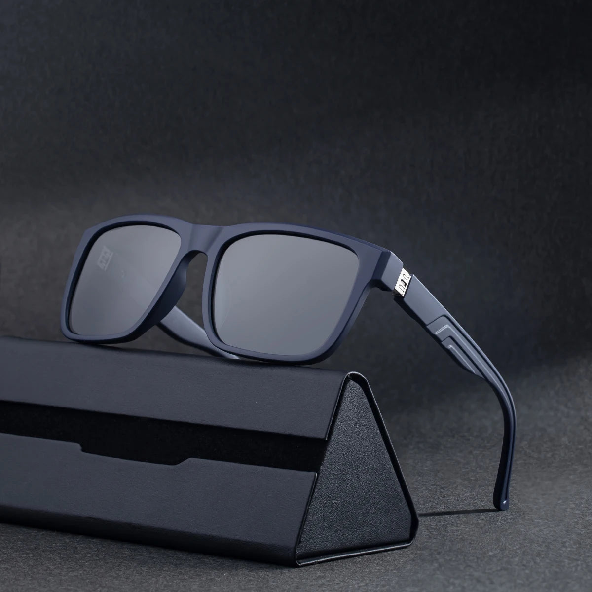 Personality Square Polarized Driving Double-Action Spring Hinge UV400 Sunglasses for Men