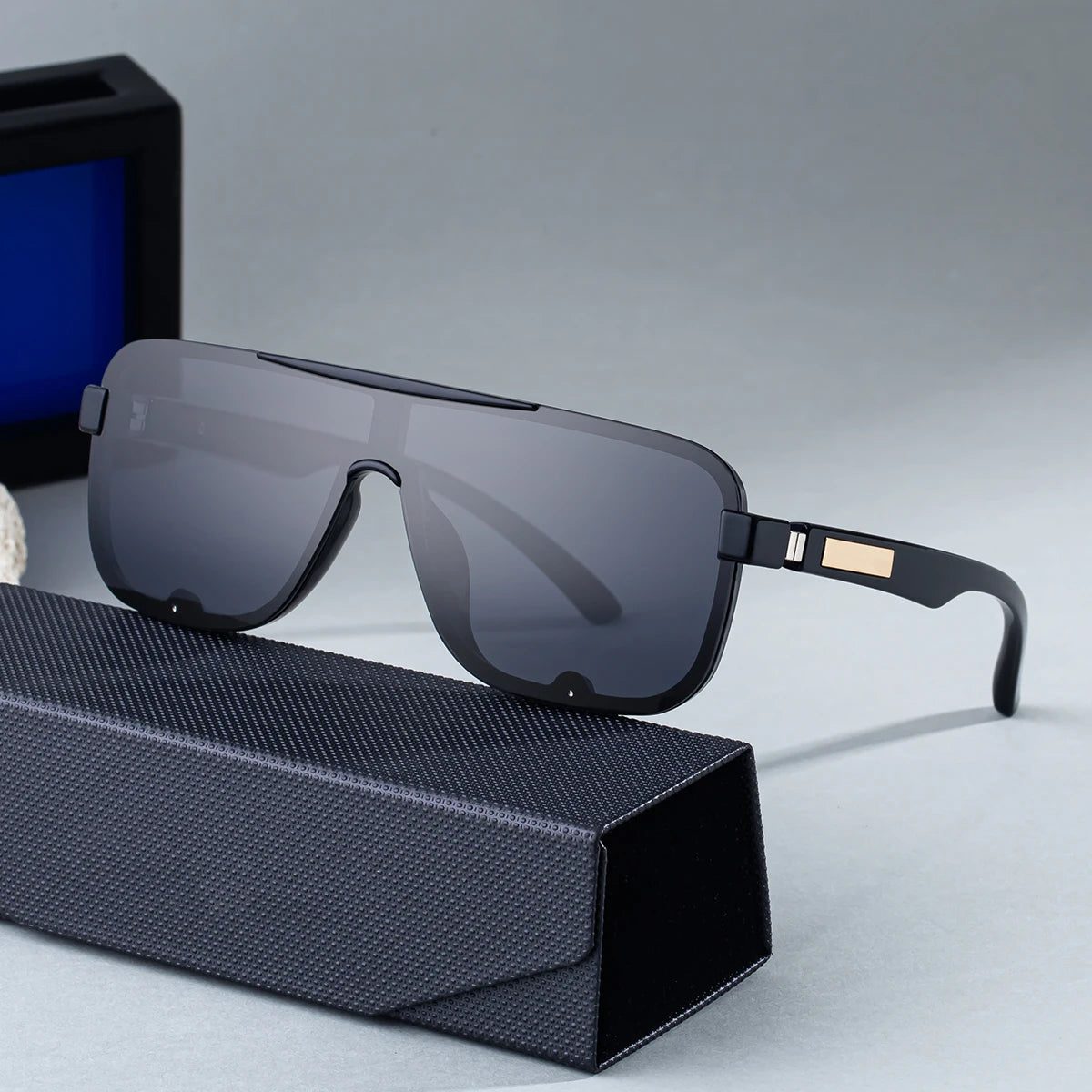 One Piece Len Spring Hinge Polarized UV400 Protection Sunglasses for Men