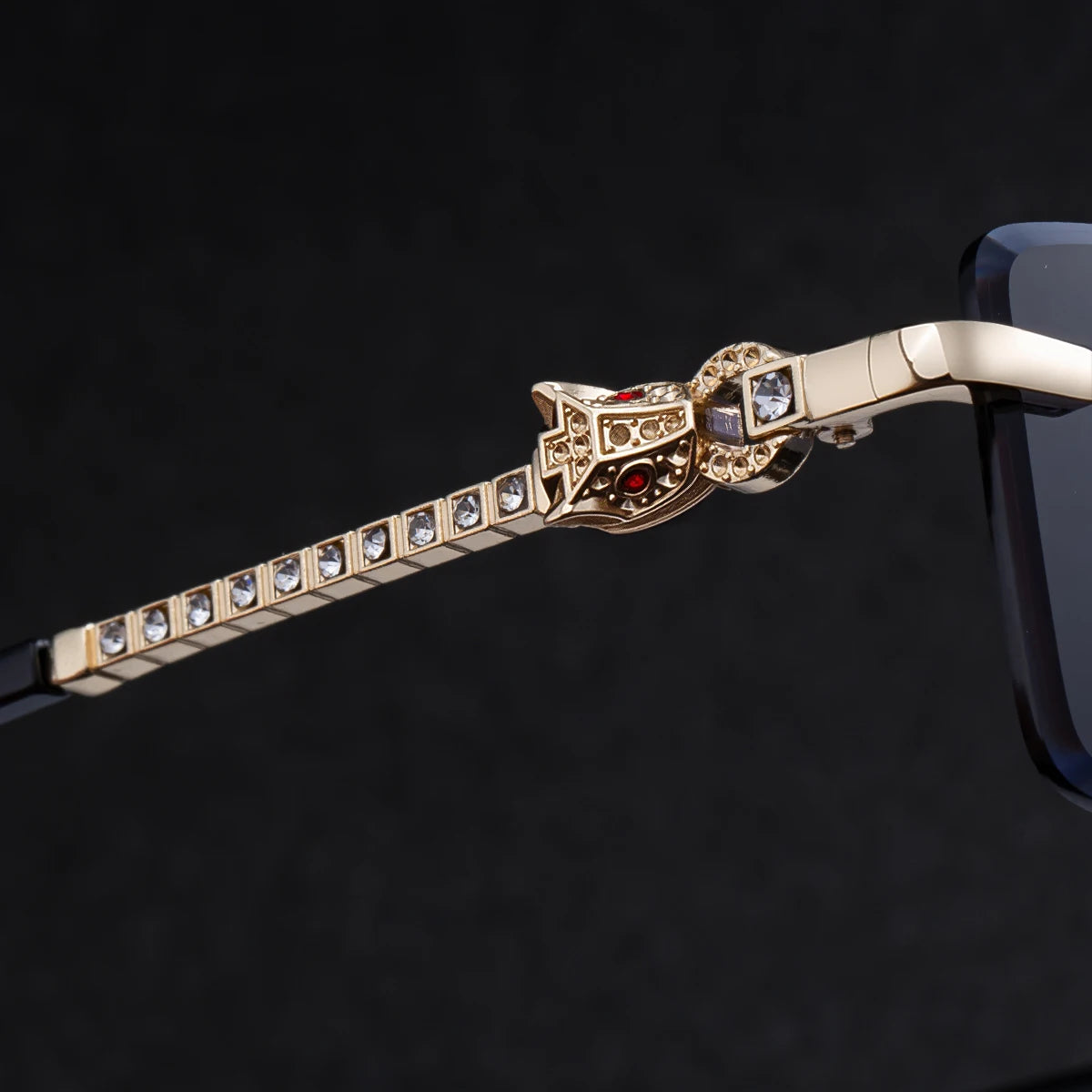 Designer Rimless Rectangle Leopard Head with Rhinestone UV400 Sunglasses for Men