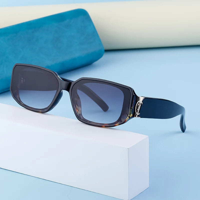 Designer Personality Rectangle UV400 Sunglasses for Women 