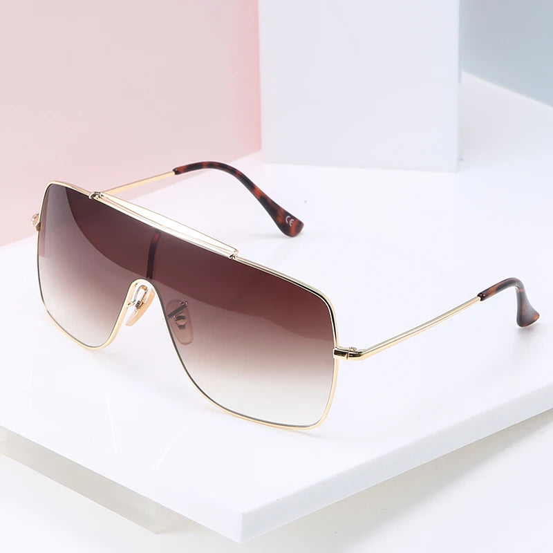 Elevate Your Style with Hip Hop Trend Sunglasses - Fashionable Big Frame Eyewear for Modern Women and Men
