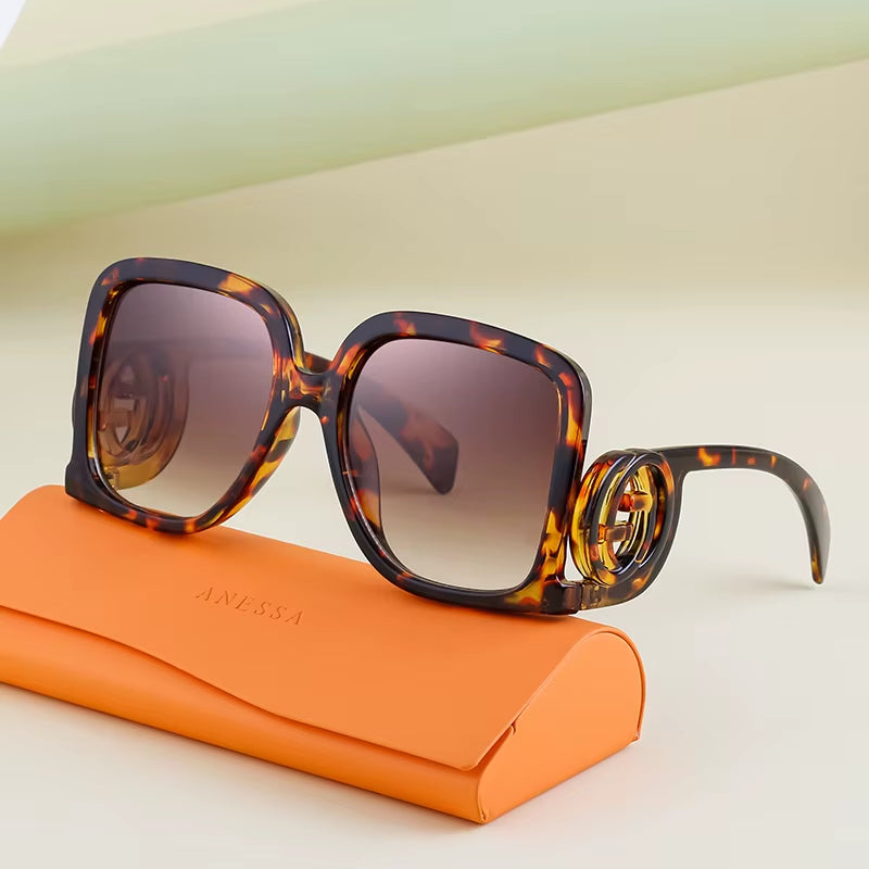  Fashion Designer Oversized Square UV400 Sunglasses for Women 